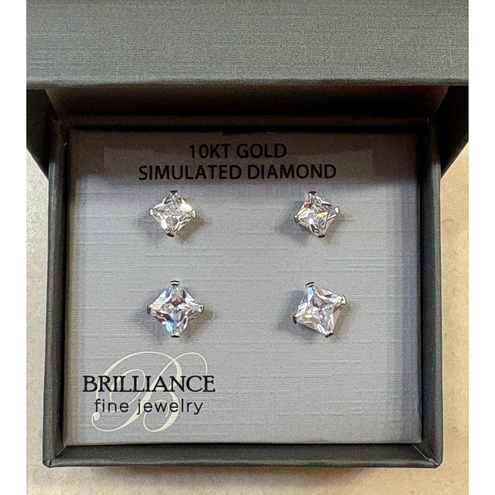 New 2 Pairs 10k White Gold Simulated Diamond Stud Earrings 54$